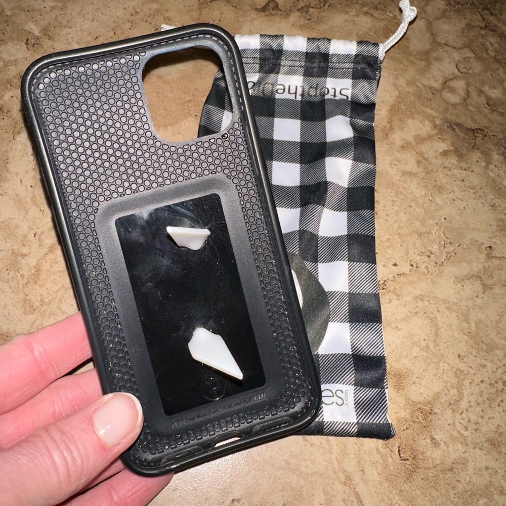 iPhone 11 Pro case - Picture 3 of 3